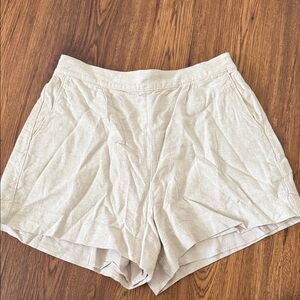Abercrombie & Fitch High Waist Cream linen Shorts